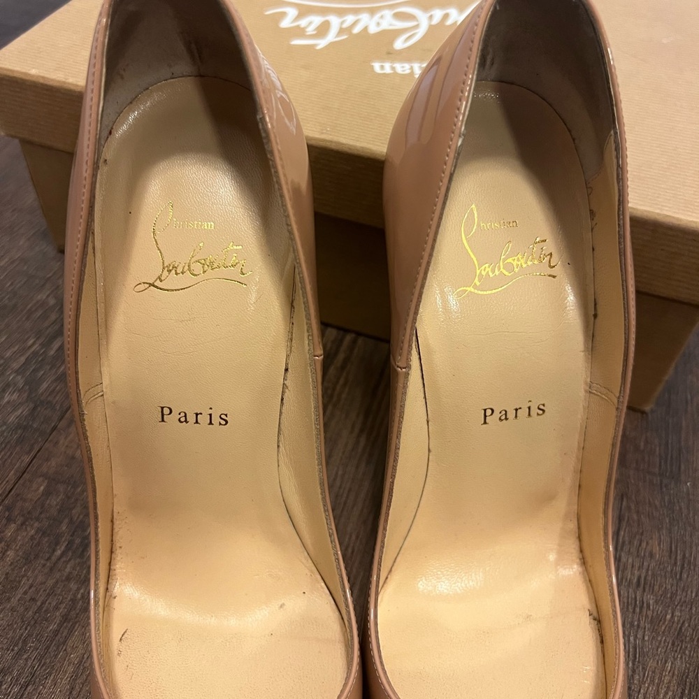 louboutin so kate nude